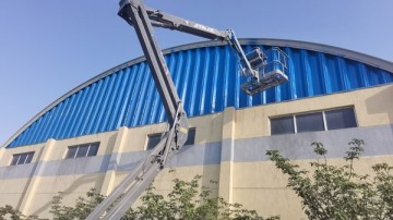 青島化工倉庫拱形屋頂拆換項(xiàng)目